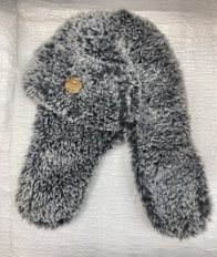 Шапочка-ушанка вязаная темно-серая (2025, пряжа, 42x30, арт. 40пш33) - 3 500 ₽